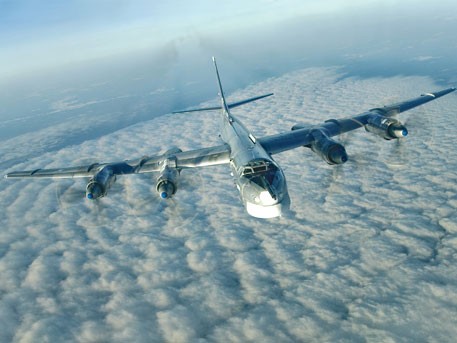 Стратегические бомбардировщики из России больше 50 раз летали над Мировым океаном