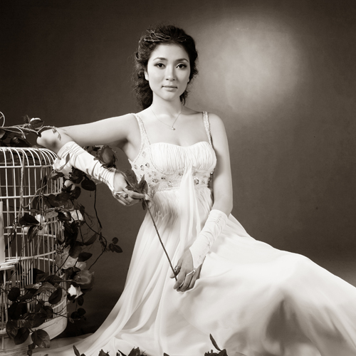 Nguyen Thi Huyen, Мисс Вьетнам 2004. Фото