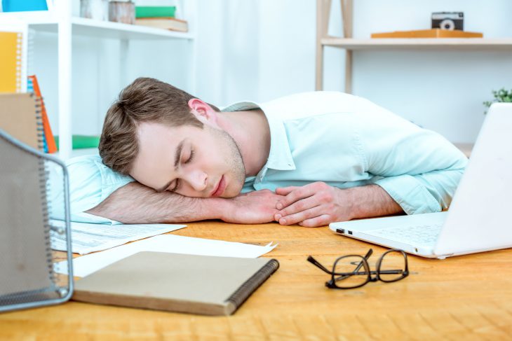 Работа работой, а сон — это святое! Работа работой, а сон — это святое!