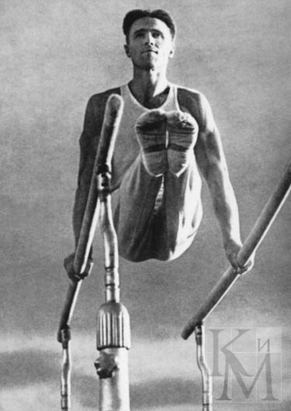 Виктор Чукарин. Человек, прошедший через семнадцать фашистских концлагерей, узник номер 10491, выживший и в Бухенвальде, и на «барже смерти», чтобы после всего этого стать семикратным олимпийским чемпионом и одним из величайших спортсменов планеты!