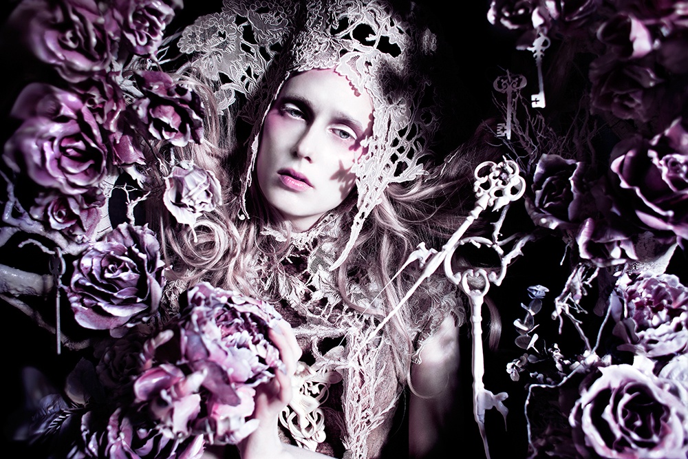      (Kirsty Mitchell)