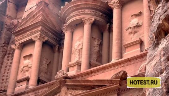 Город из скалы, сказки историков в которые верят миллионы