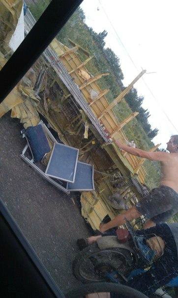 О странном полете сбитого Боинга - детально с видео и картами