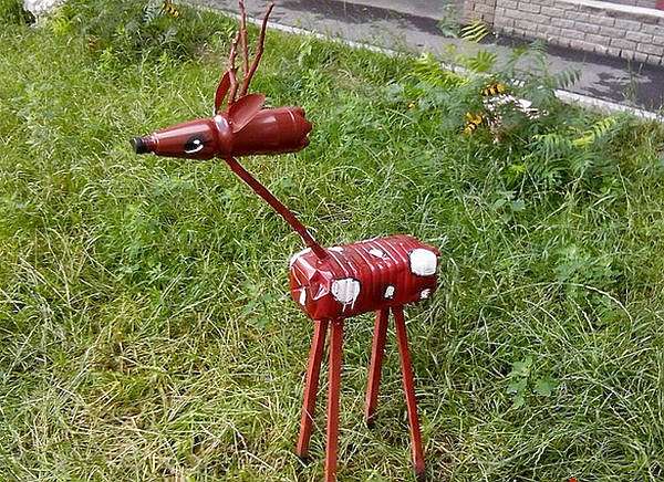 Олень из бутылок Олень из бутылок