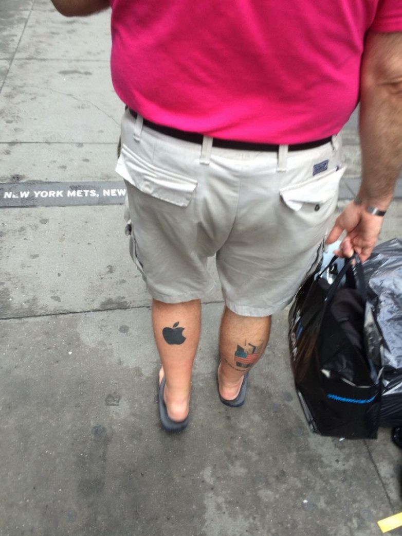 И ЭТИ ЛЮДИ НАМ ЕЩЕ ЧТО-ТО СМЕЮТ УКАЗЫВАТЬ. Тем временем в Америке