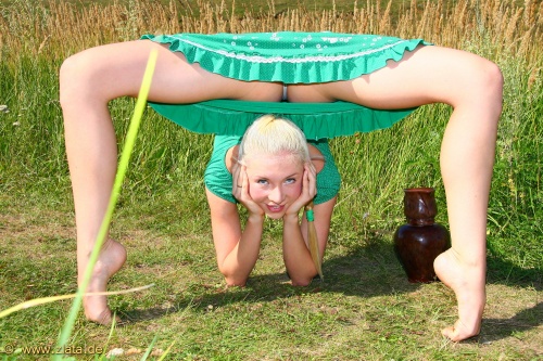 Natural Wonder. Flexible Girl (132 фото)