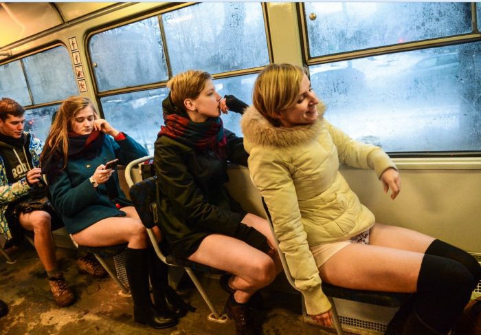 Флешмоб: В метро без штанов Флешмоб: В метро без штанов без штанов, метро, флешмоб