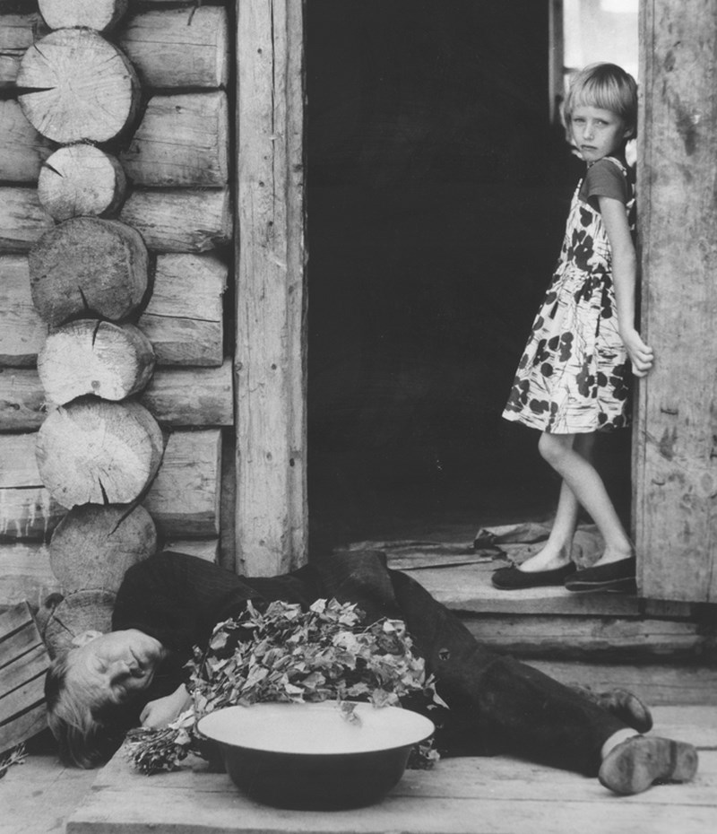 64 ГЕНИАЛЬНЫХ ФОТОГРАФИИ СОВЕТСКОЙ ЭПОХИ «Воскресенье». 1965 год. Фото: Игорь Гневашев
