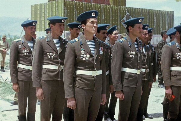 На фотографии 345 Гв ОПДП. Люди на фотографии к статье не относятся.