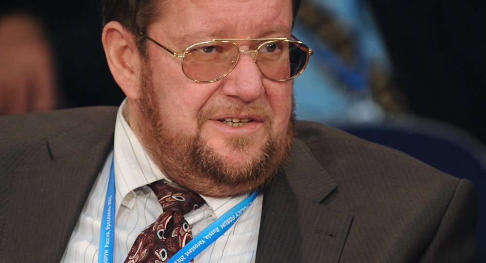 Сатановский описал возможности армии России против Украины цитатой Жванецкого о быке и овце Сатановский описал возможности армии России против Украины цитатой Жванецкого о быке и овце