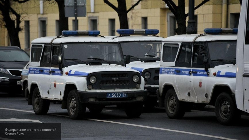 В Архангельске из больницы сбежал подросток в черном спортивном костюме