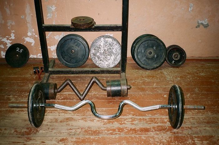 Москва, подвал