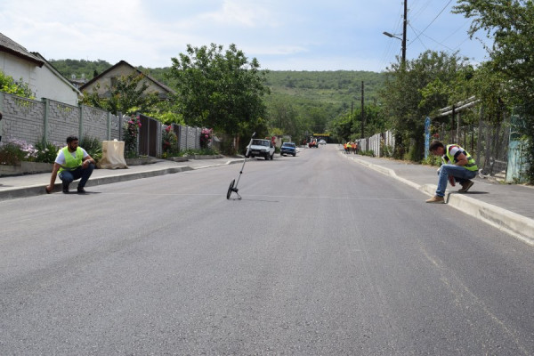 В Севастополе завершается ремонт 40 дорожных участков