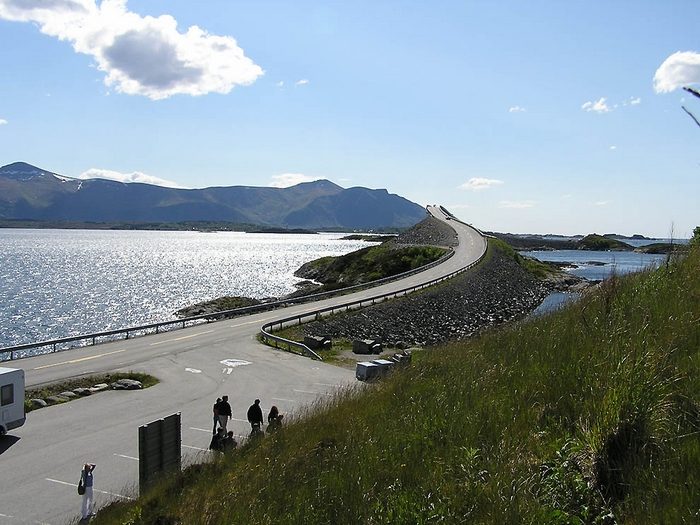 Сторсезандетский мост (Storseisundet bridge) в Норвегии
