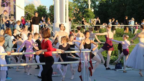 Гаджиевская балетная школа вышла на международный уровень