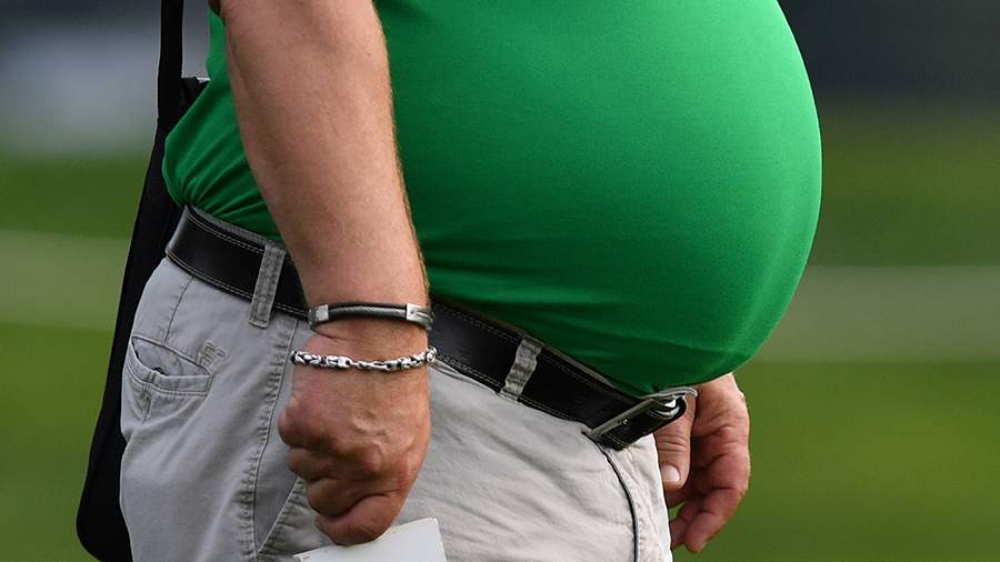 Врач назвала причину появления пивного живота