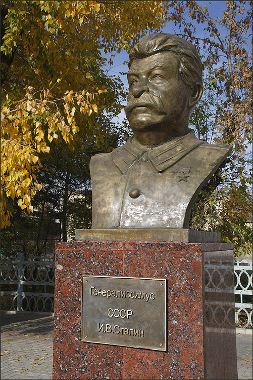 Памятники И.В.Сталину по всему миру. Памятники И.В.Сталину по всему миру.