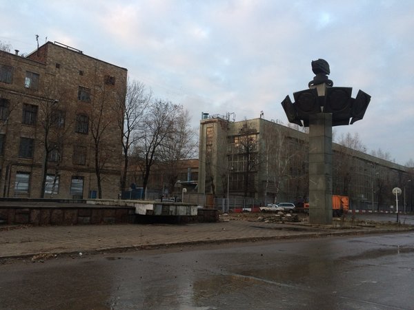 "Великий прорыв". Посторонним вход запрещен или как демонтировали завод ЗИЛ. "Великий прорыв". Посторонним вход запрещен или как демонтировали завод ЗИЛ.
