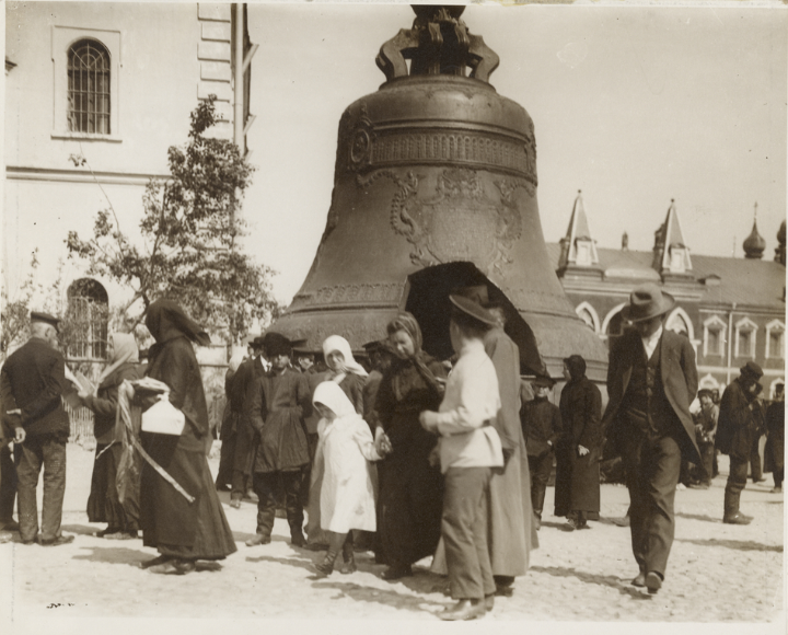 10 талантливых фотографий России 1913 года, сделанных Альфонсом Мухой
