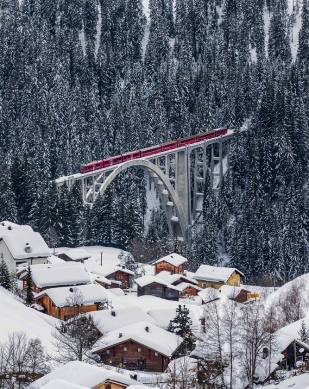 wintertowns29-650x819_601x757