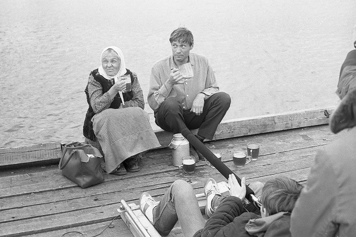 Редкие фото рабочих моментов со съёмок любимых советских фильмов... Редкие фото рабочих моментов со съёмок любимых советских фильмов...
