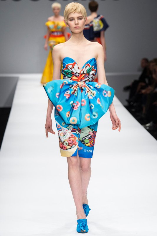 Неделя моды в Нью Йорке: Moschino осень-зима 2014/2015 Неделя моды в Нью Йорке: Moschino осень-зима 2014/2015