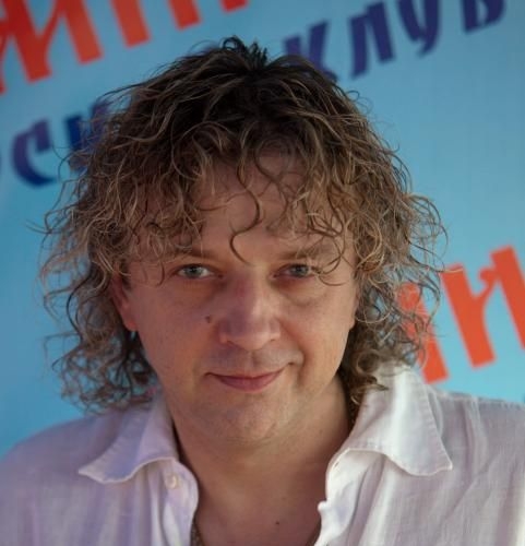 жуков первый снег слушать жуков первый снег слушать
