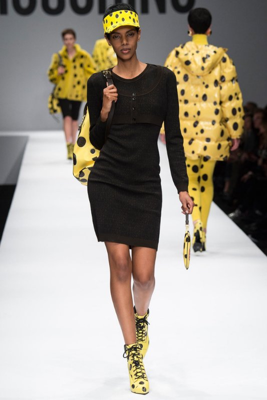 Неделя моды в Нью Йорке: Moschino осень-зима 2014/2015 Неделя моды в Нью Йорке: Moschino осень-зима 2014/2015