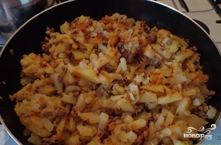 Рецепт картошки с фаршем на сковороде рецепт Рецепт картошки с фаршем на сковороде рецепт