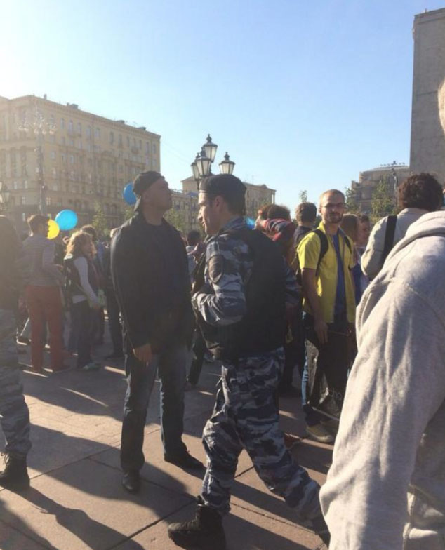 Майдановские собаки Теффта на «Марше предателей» в Москве