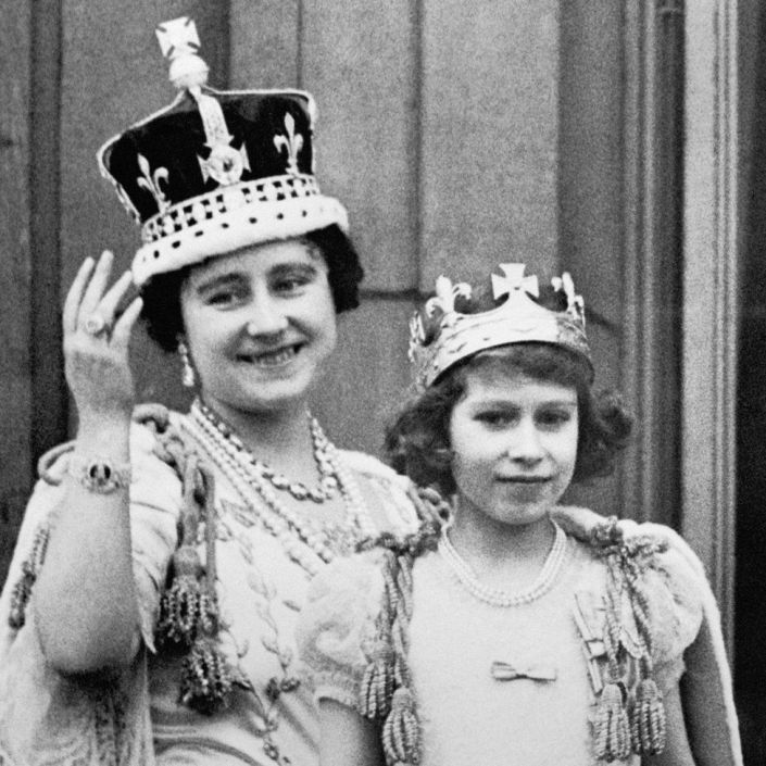 12 прекрасных детских фотографий королевы Елизаветы II 12 прекрасных детских фотографий королевы Елизаветы II