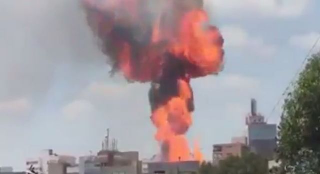 Видео с мощным взрывом в Мексике из-за землетрясения