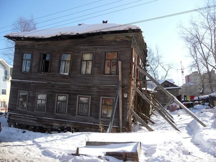 Жильё вовсе не аварийное. Так и было задумано К - крепление
(16 фото)