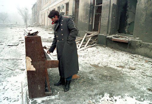 Трагический штурм Грозного в 1995 году на Новый год Трагический штурм Грозного в 1995 году на Новый год
