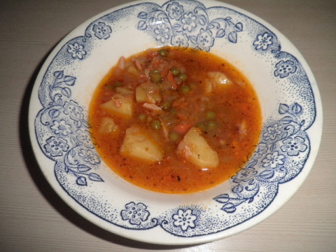 Суп с консервированным горошком в мультиварке