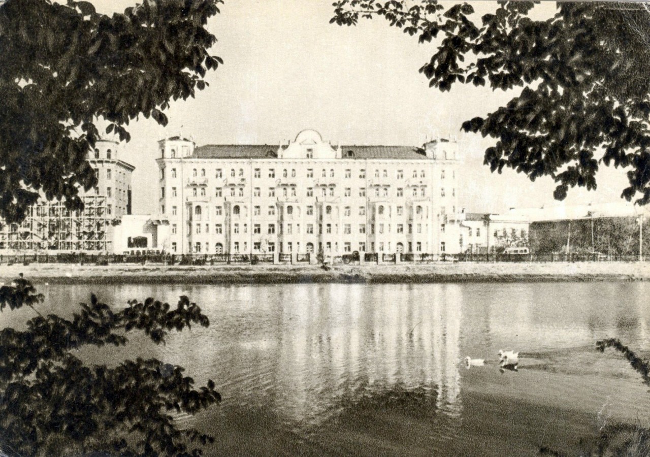 ZAVODFOTO / История городов России в фотографиях: Астрахань в 1963 году ZAVODFOTO / История городов России в фотографиях: Астрахань в 1963 году