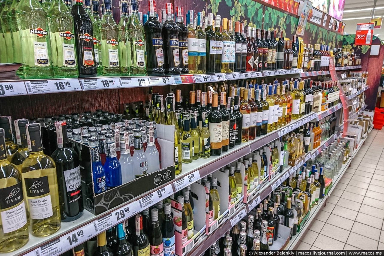 В магазин с загранпаспортом. Как русские ездят в Польшу за едой