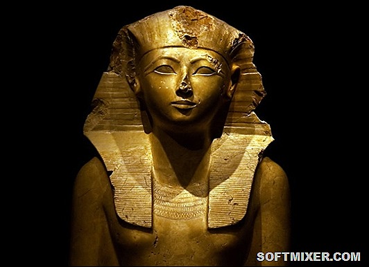 Female-Pharaoh-Hatshepsut-2