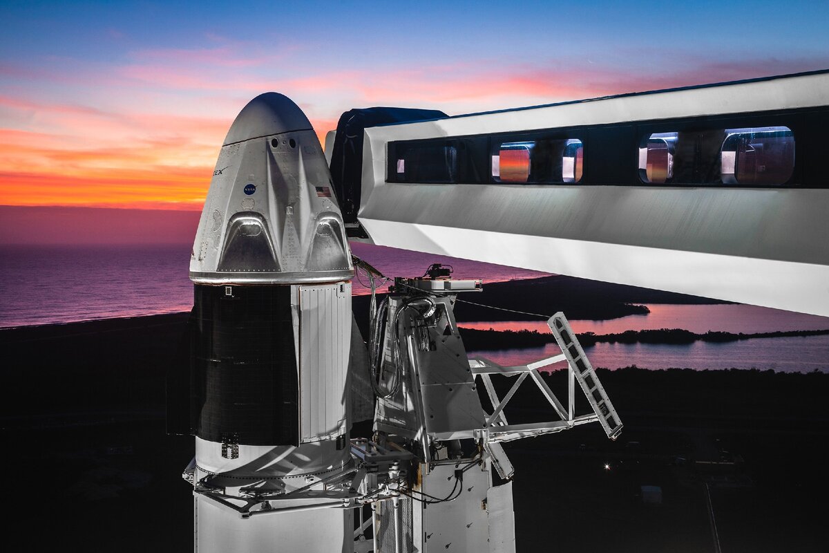 Почему Crew Dragon от SpaceX до сих пор на МКС?