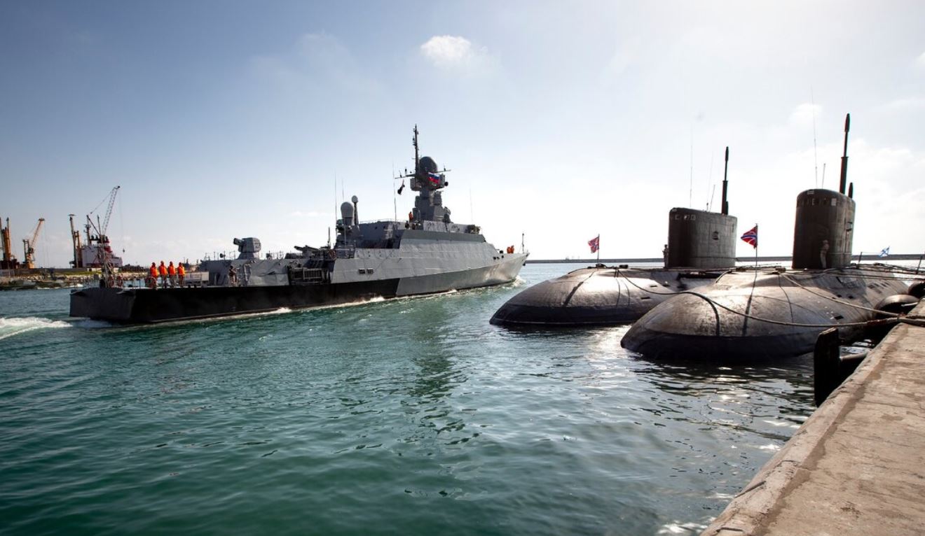 Россия начала строить военно-морскую базу в Венесуэле: американцы в бешенcтве…