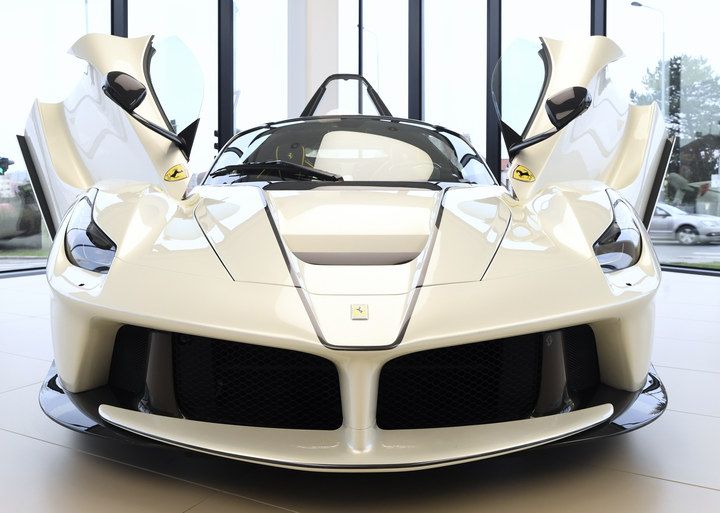 Десятка потрясающих автомобилей Ferrari Десятка потрясающих автомобилей Ferrari ferrati, автодизайн, автоистория, автоспорт, гонки, гоночный автомобиль, спорткар, суперкар