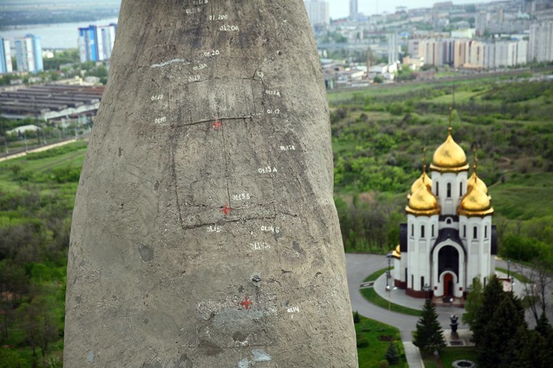 Родина-Мать нетуристическая: 30 необычных взглядов на самый большой памятник Европы Родина мать, архитектура, волгоград, город, памятник, родина, эстетика