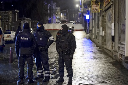 Сотрудники спецподразделения бельгийской полиции 