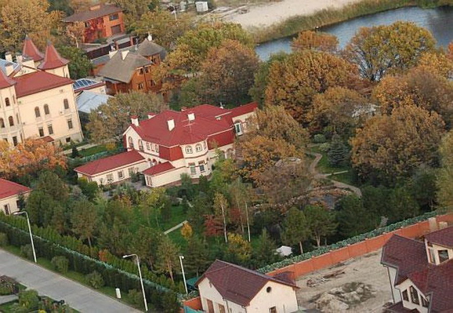 Дома украинских политиков Дома украинских политиков