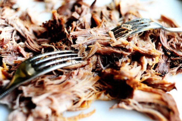 Тушеная свинина с овощами Тушеная свинина с овощами
