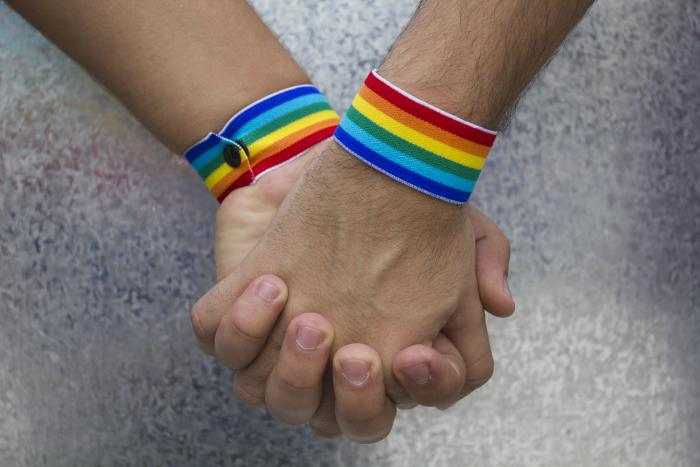 Пастор призвал отправлять геев на 10-летнюю каторгу геи, пастор