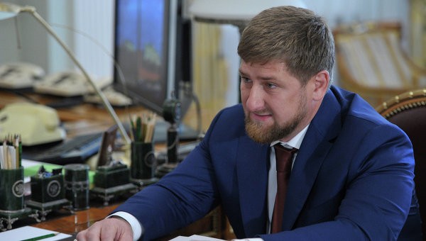 Кадыров назвал ложью сообщения о сдавшихся в плен чеченцах Кадыров назвал ложью сообщения о сдавшихся в плен чеченцах