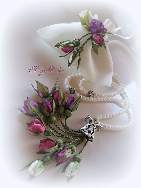 ribbon flowers