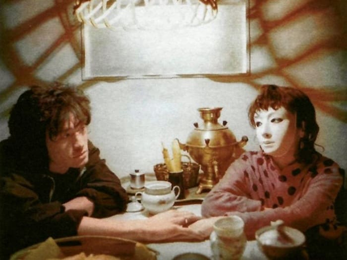 Кадр из фильма *Игла*, 1988 | Фото: wday.ru Кадр из фильма *Игла*, 1988 | Фото: wday.ru