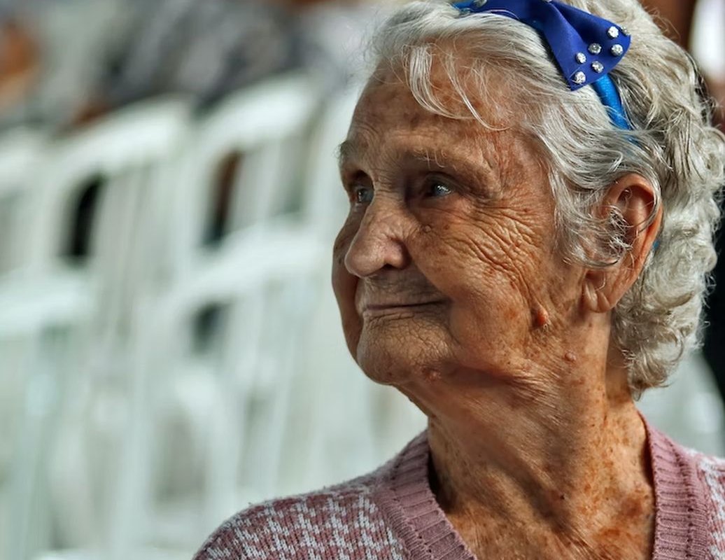 Медики указали на признаки деменции, которых многие не распознают